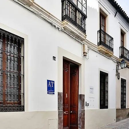 Guest house Oyo Leiva
