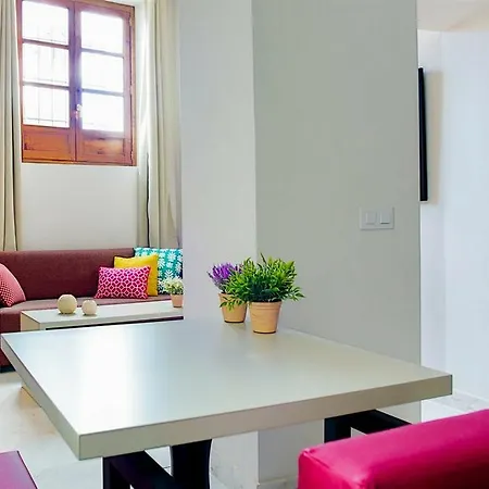 Oyo Leiva Guest house 3*