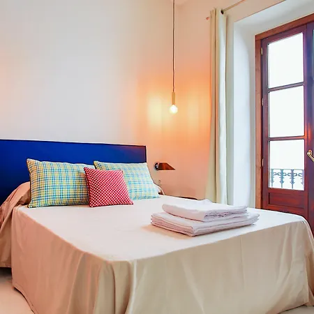 Oyo Leiva Guest house 3*